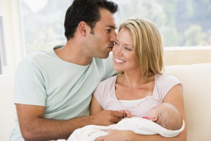 Chiedere l'attribuzione del cognome materno al momento della nascita in aggiunta a quello paterno